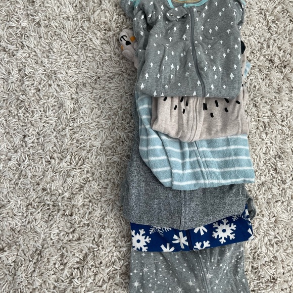 6 Month Footed Pajamas - Picture 2 of 2